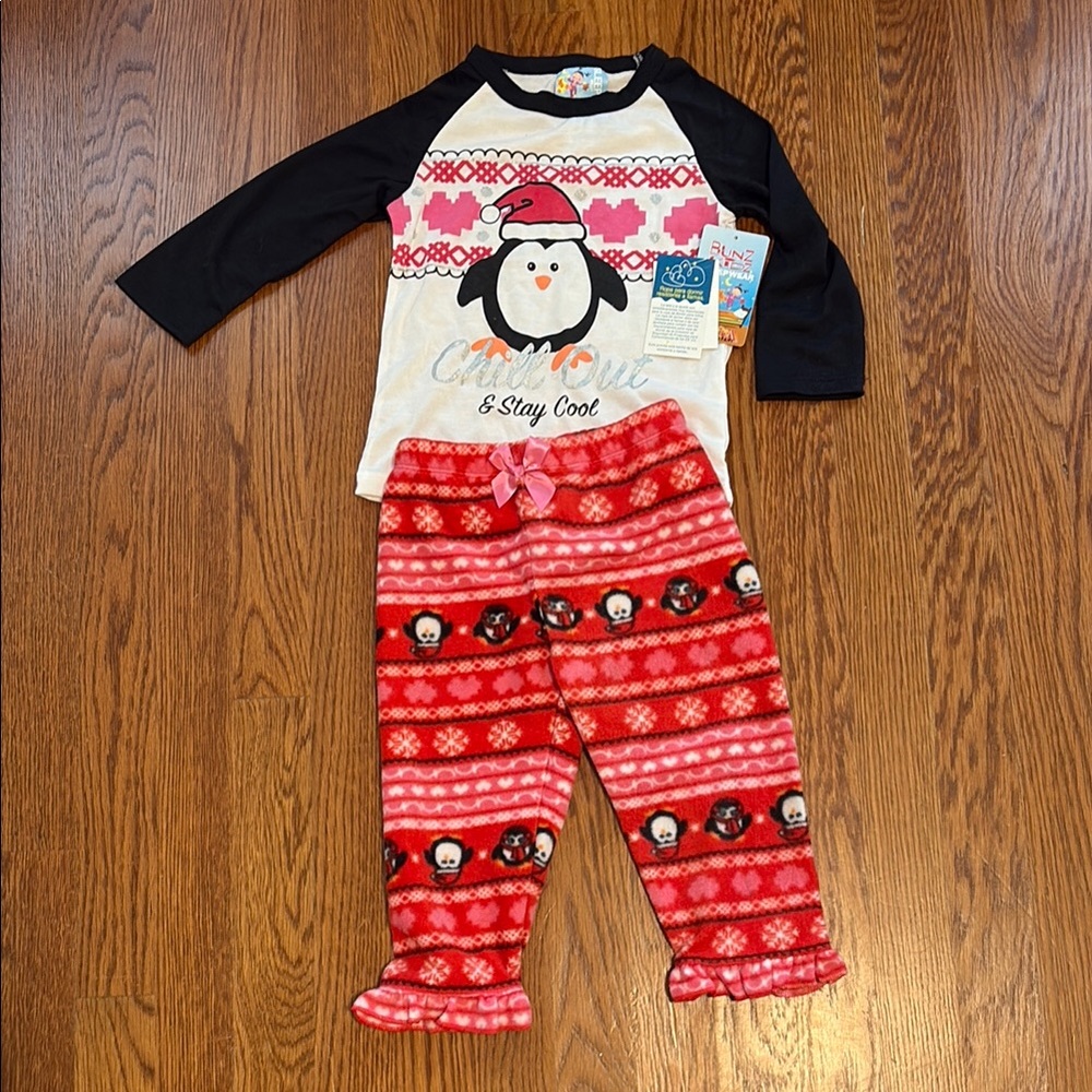 Buns Kidz 18 months Penguin Print Kids Pajamas - Black and Red NWT fleece